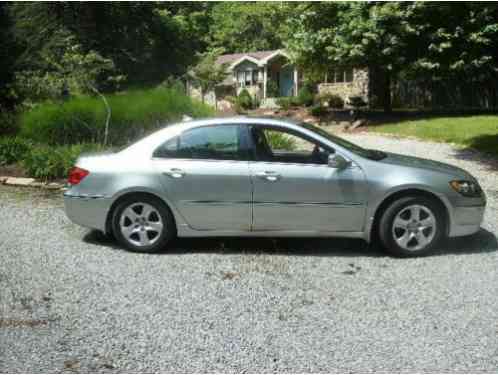 Acura RL (2005)