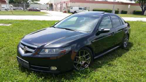 Acura TL TYPE-S. 6 SPEED MANUAL (2007)