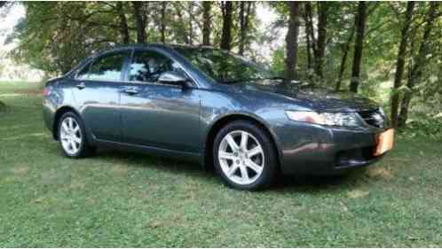 Acura TSX 6 SPEED ~PRISTINE (2005)