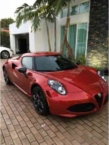 Alfa Romeo 4C (2015)