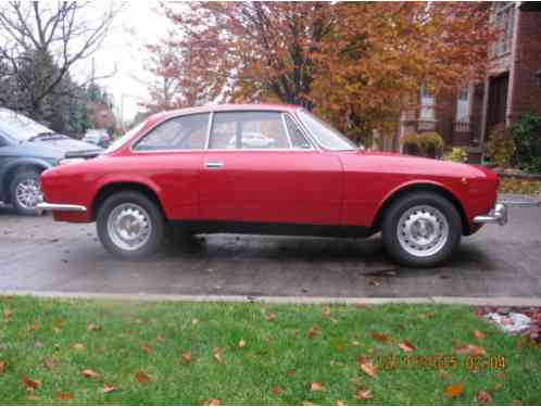 Alfa Romeo : GTV 105 series