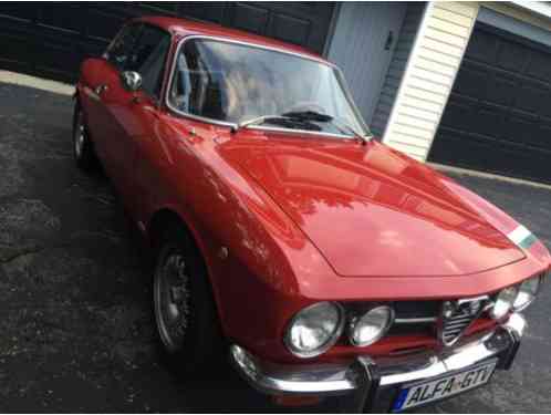 Alfa Romeo GTV 1750 GTV (1971)