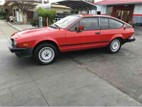 Alfa Romeo GTV Selling At No (1986)