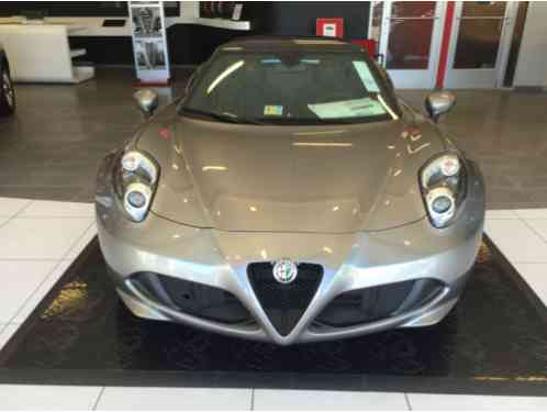 Alfa Romeo Spider (2015)