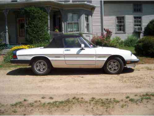 1986 Alfa Romeo Spider veloce