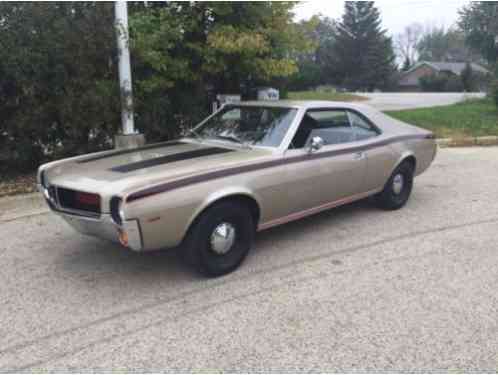 AMC Javelin (1968)