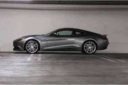 Aston Martin Vanquish (2014)