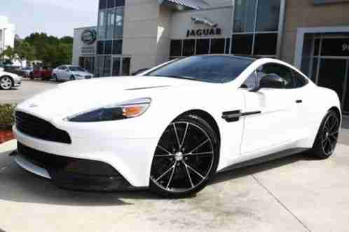 Aston Martin Vanquish (2014)