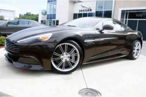 Aston Martin Vanquish (2014)