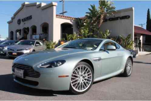 Aston Martin Vantage (2010)