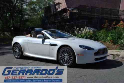 Aston Martin Vantage Roadster (2010)