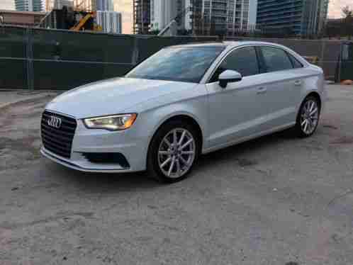 Audi A3 1. 8T Premium PLUS (2015)