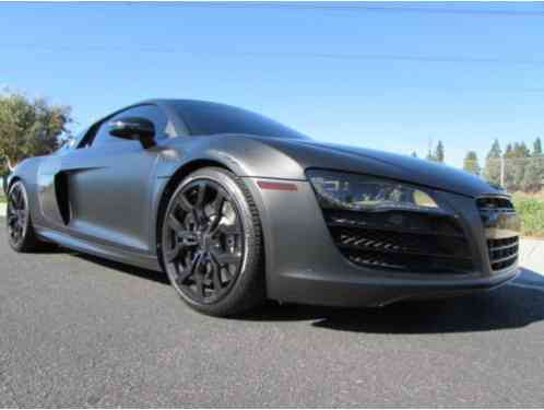 Audi R8 5. 2L (2010)