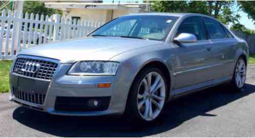 2007 Audi S8 quattro AWD 4dr Sedan