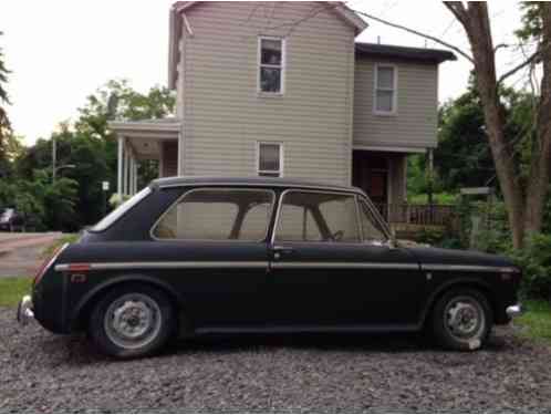 1970 Austin america