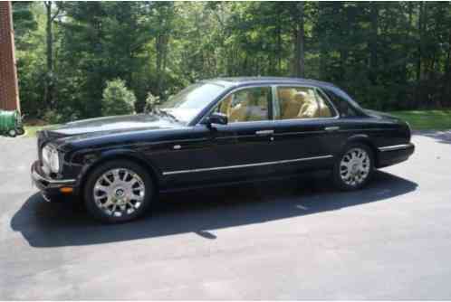 Bentley Arnage (2000)