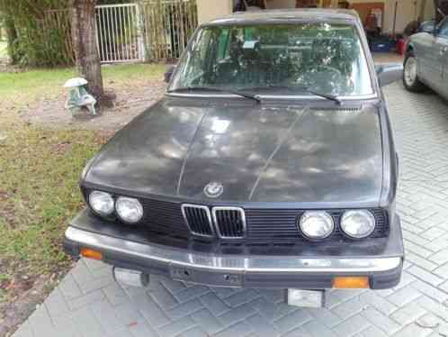 BMW 5-Series 528E (1987)