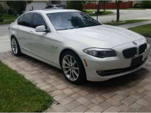 2011 BMW 5-Series 528I