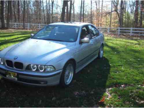 BMW 5-Series 528i Sport (2000)