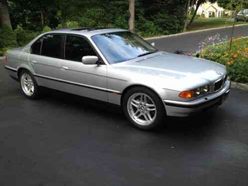 BMW 7-Series (2000)