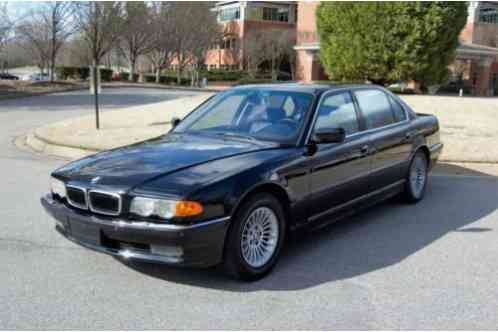 2000 BMW 7-Series