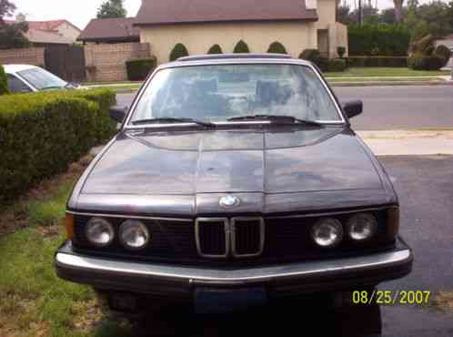 BMW 7-Series (1983)