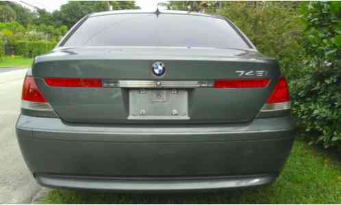 BMW 7-Series (2002)