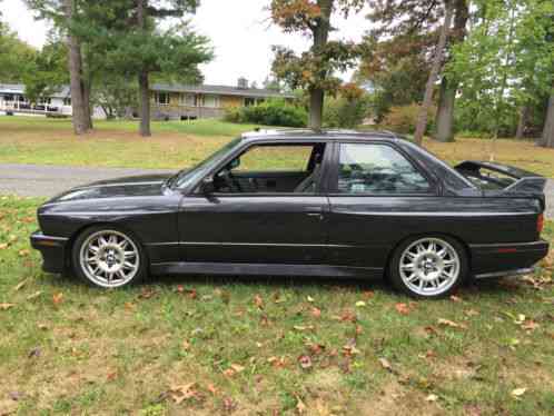 BMW M3 M3 (1988)