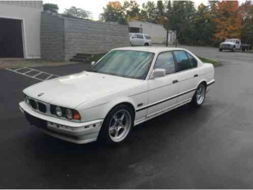 BMW M5 (1991)