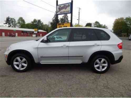 BMW X5 xDrive30i (2010)