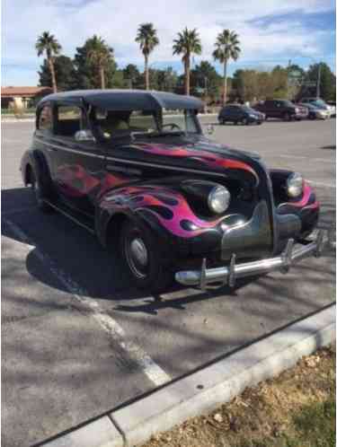 Buick 2 door (1939)