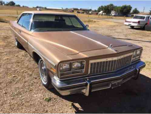 Buick Electra (1976)