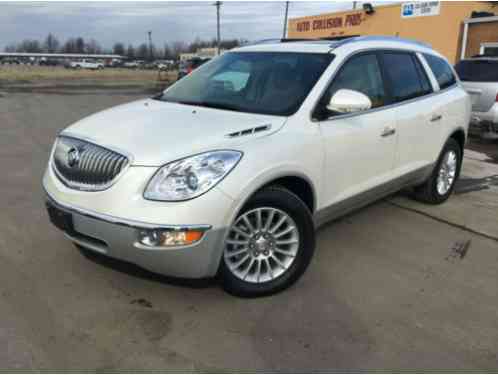 Buick Enclave Premium (2012)