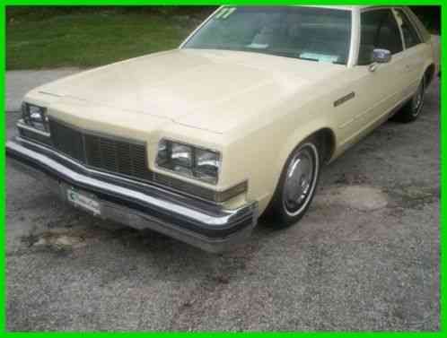 1977 Buick LeSabre 1977 Buick LeSabre sedan lowrider