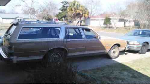 Buick LeSabre Estate Wagon (1990)