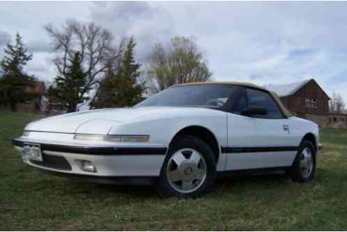 Buick Reatta (1990)