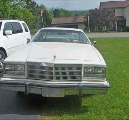 Buick Regal Landau (1977)