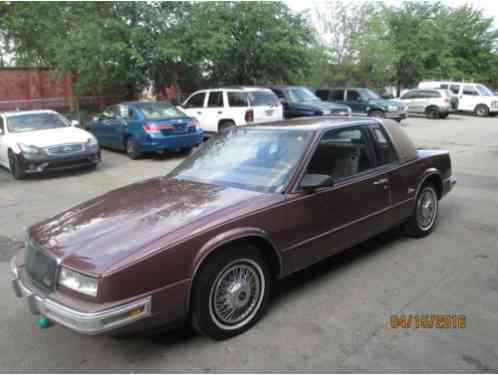 Buick Riviera (1988)