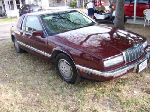 1992 Buick Riviera TOP OF THE LINE