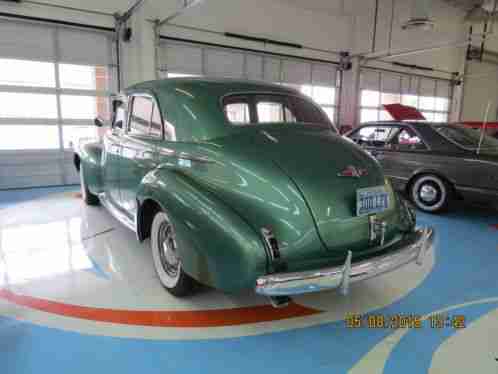 Buick Roadmaster ATOMIC MOTORS (1940)