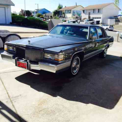 Cadillac Brougham (1992)