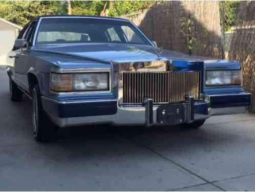 Cadillac Brougham (1990)