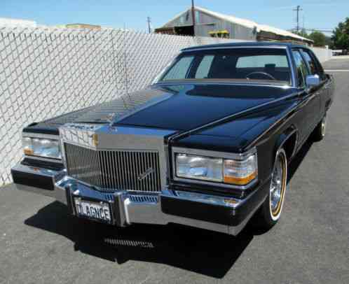 Cadillac Brougham (1990)