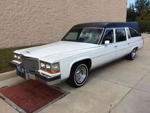 Cadillac Brougham (1988)