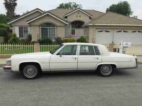 Cadillac Brougham (1987)