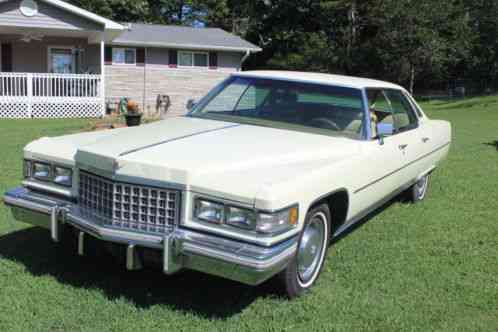 Cadillac DeVille (1976)