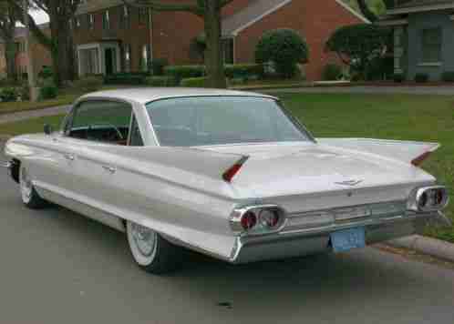 Cadillac DeVille HARDTOP - RUST (1961)