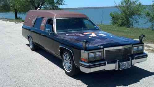 Cadillac DeVille Hearse (1983)