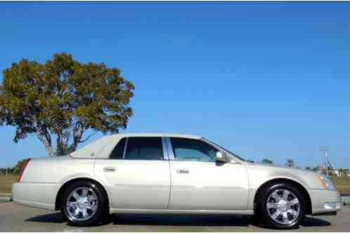 Cadillac DTS 1 OWNER CARFAX (2007)