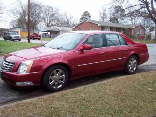 Cadillac DTS (2006)